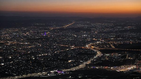Pengalaman terbang di atas kota Sulaymaniyah menjadi hal yang sangat menarik untuk dilakukan.  