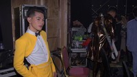 Penyanyi Tegar Septian tengah jadi sorotan atas perceraiannya dengan Sarah Sheilka. Ayah satu anak ini disebut-sebut alami masalah finansial.
