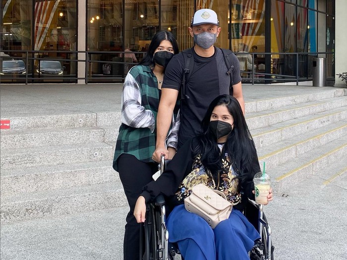 Annisa Pohan Yudhoyono Annisa Pohan keguguran di kehamilan kedua.