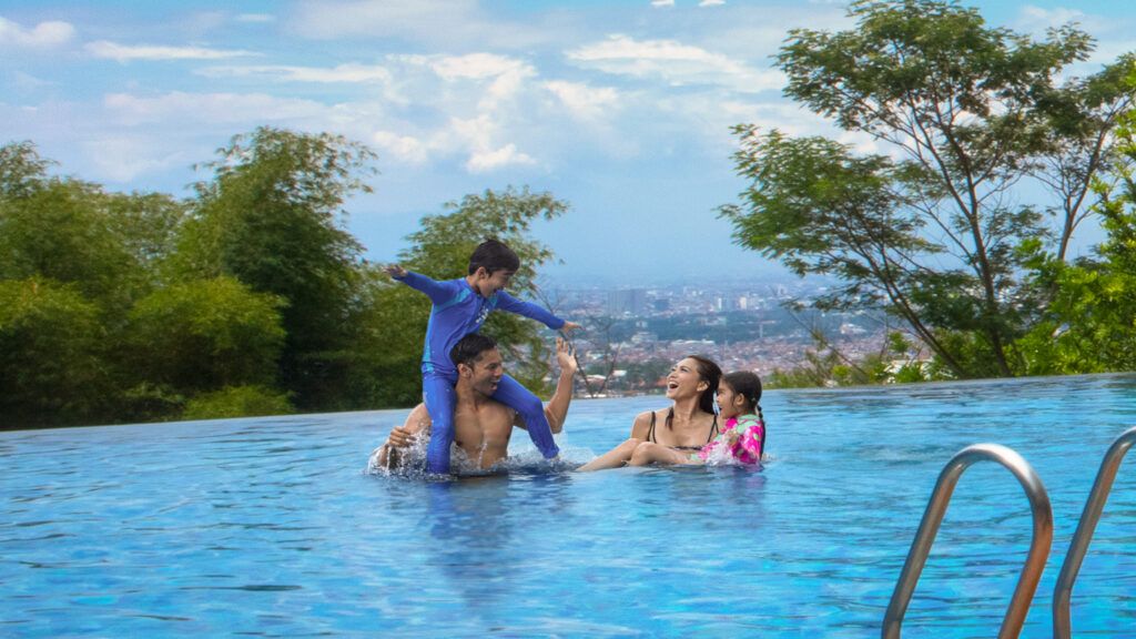Family Time di Intercontinental Dago Pakar