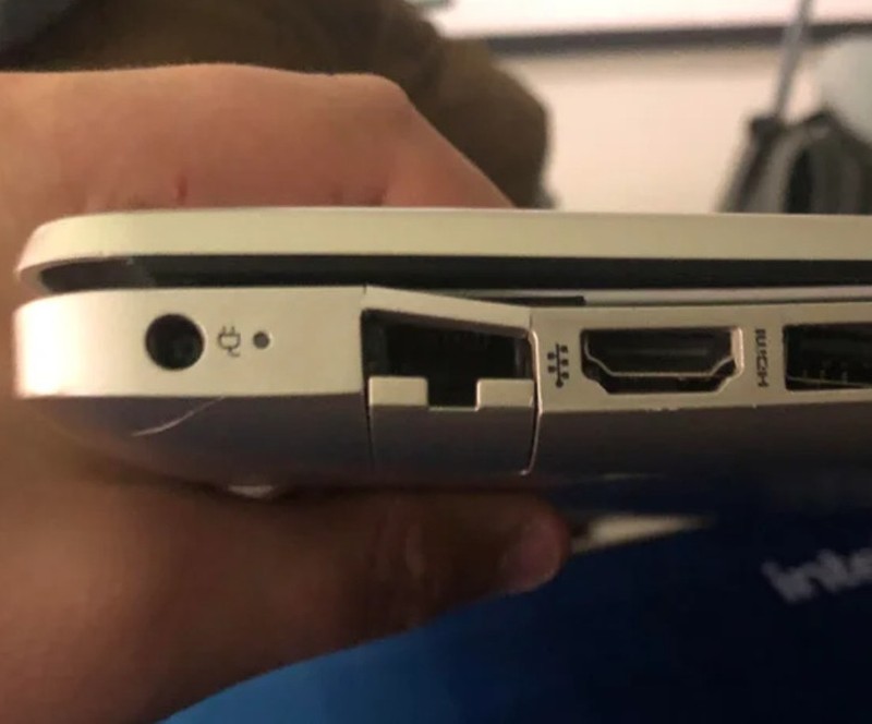 Fotoinet Deretan Kerusakan Gadget yang Bikin Teknisi IT Takjub