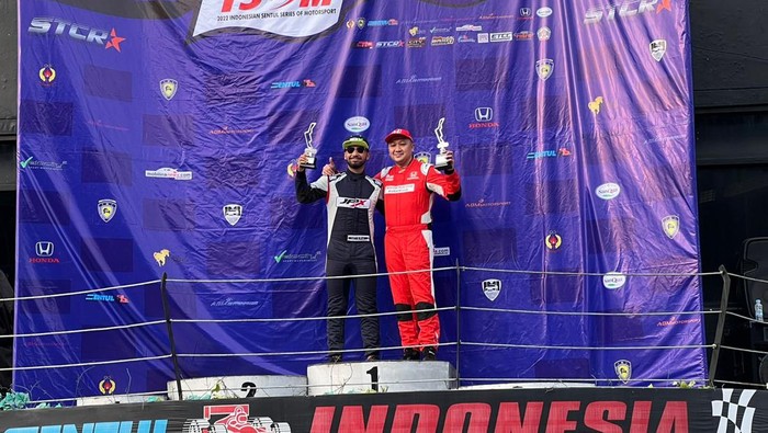 Honda Racing Indonesia Berjaya di seri kedua ISSOM 2022 setelah Alvin-Avila Bahar dan Naufal finis teratas di tiga kelas berbeda.