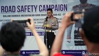 Kakorlantas Polri Menyapa Polisi Cilik Yang Meriahkan HUT Bhayangkara