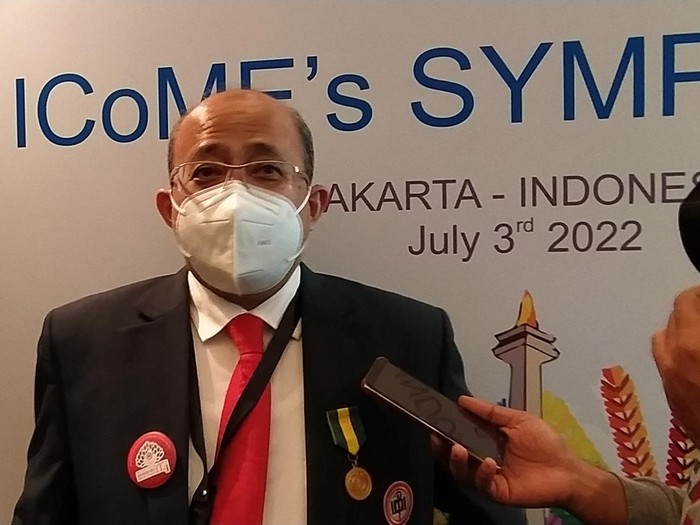 Ketua Umum PB IDI dr Adib Khumaidi, SpOT