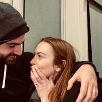 Keduanya bertunangan satu tahun sebelumnya, tepatnya pada November 2021. Foto: Instagram/@lindsaylohan