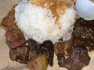 Harus Sabar Antre Jika Mau Makan Sego Meduro Bang SAD di Malang Ini