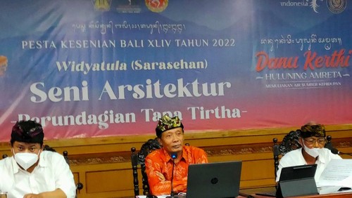 Widyatula (sarasehan) Seni Arsitektur Perundagian Tapa Tirtha yang digelar secara daring serangkaian Pesta Kesenian Bali ke-44 di Denpasar, Minggu (3/7/2022).