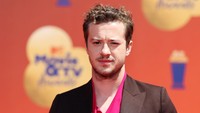 Stranger Things 4 jadi debut Joseph Quinn di serial Netflix tersebut. Dia jadi salah satu karakter baru yang memimpin Hellfire Club. (Foto: Getty Images for MTV/Rich Polk)