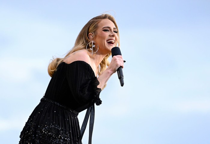 1406270348 LONDON, ENGLAND - JULY 01: Adele performs on stage as American Express present BST Hyde Park in Hyde Park on July 01, 2022 in London, England. (Photo by Gareth Cattermole/Getty Images for Adele)