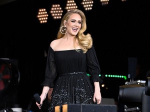 Curhat Adele Terapi 5 Kali Sehari Usai Cerai, Sering Ketakutan saat Konser Besar