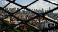 Sementara itu, inflasi diramal berada di kisaran 3,5-4,5% hingga akhir tahun. Lebih lanjut, hingga akhir tahun Sri Mulyani memprediksi masih ada tekanan pada nilai tukar rupiah. Dia memprediksi indeks dolar AS menguat di kisaran Rp 14.180-14.925.