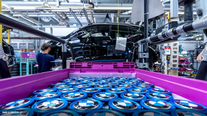 BMW akhiri produksi i3 BMW akhiri produksi i3