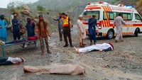 Dalam kejadian ini 20 orang meninggal dunia, 13 orang mengalami luka-luka.   