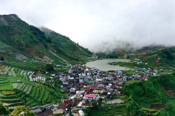 Desa Sembungan terletak di ketinggian 2.300 mdpl. Desa ini disebut sebagai desa wisata tertinggi di Pulau Jawa. Foto: dok. Kemenparekraf