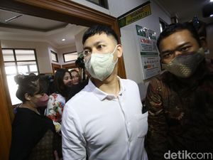 Angga Wijaya Siap Jika Dilaporkan Dewi Perssik soal Honor Manggung