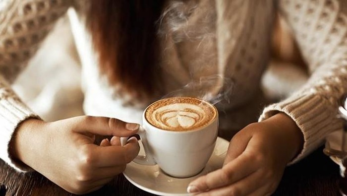 Dokter Sekaligus Seleb TikTok Ini Sebut Minum Kopi Bisa Buat Panjang Umur