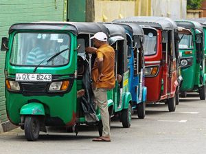 Sri Lanka Padam Ketika Stok Bahan Bakar Menipis