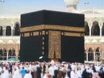 Bandara Jeddah Resmi Ditutup, Haji Furoda 2025 Tinggal Angan-angan