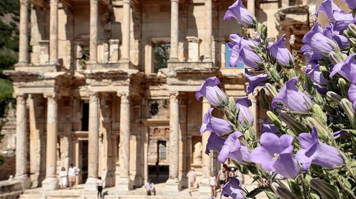 IZMIR, TURKIYE - MAY 13: A view of the Ephesus Ancient City in Izmir, Turkiye on May 13, 2022. The number of visitors in the Ancient City of Ephesus, which is on the UNESCO World Cultural Heritage List, approached 10,000 daily with the decrease of the effects of the Covid-19 and the revival of cruise tourism. (Photo by Mahmut Serdar Alakus/Anadolu Agency via Getty Images)