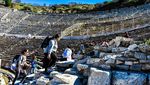Jelajah Kota Kuno Ephesus, Jejak Kejayaan Yunani di Tanah Turki