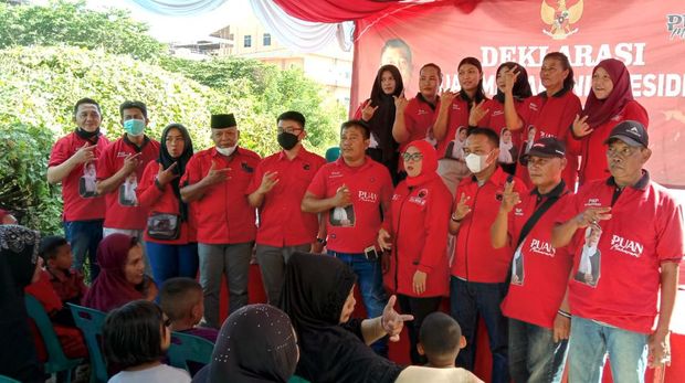 Relawan saat deklarasi Puan Maharani Presiden di Medan.