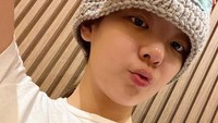 Lia tampak percaya diri tampil tanpa makeup. Foto: (dok. Instagram)