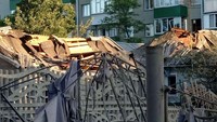 Otoritas Rusia mengklaim sedikitnya tiga orang tewas akibat serangan di kota Belgorod, dekat perbatasan Ukraina. Alexey Stopichev/BelPressa via REUTERS