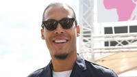 Virgil van Dijk menghadiri gelaran F1 GP Inggris 2022 di Sirkuit Silverstone, Minggu 3 Juli 2022. (Foto: Formula 1 via Getty Images/Bryn Lennon - Formula 1)