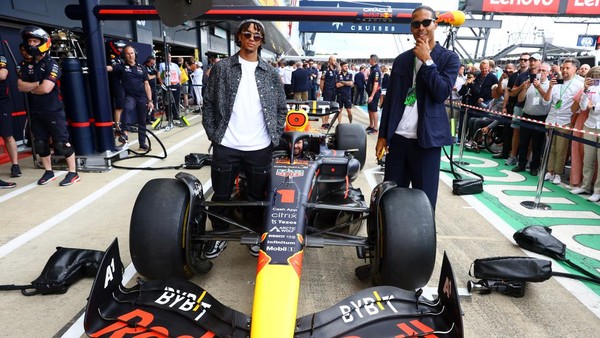 F1 GP Inggris 2022: Ada Van Dijk & Trent di Silverstone