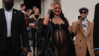 Rihanna jadi perempuan muda terkaya di Amerika berkat usaha kerasnya di musik dan juga bisnis. (Foto: Getty Images/Jeremy Moeller)