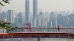 Skywalk di China ini Suguhkan Lansekap Perkotaan yang Menawan