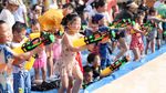 Kegirangan Anak-anak di China saat Mandi Busa