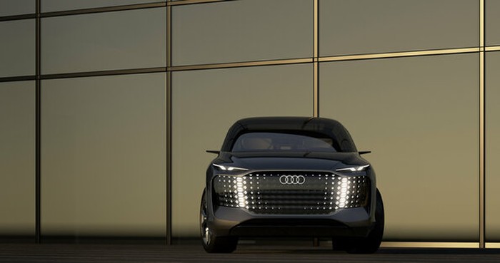 Audi urbansphere concept Static photo, Colour: Electric Slate