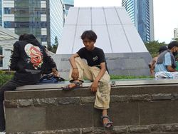 Potret Citayam Fashion Week di Sudirman, Sisi Lain Jakarta yang Unik