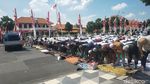 Demo Desak Holywings Ditutup Selamanya