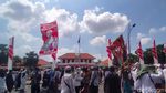 Demo Desak Holywings Ditutup Selamanya