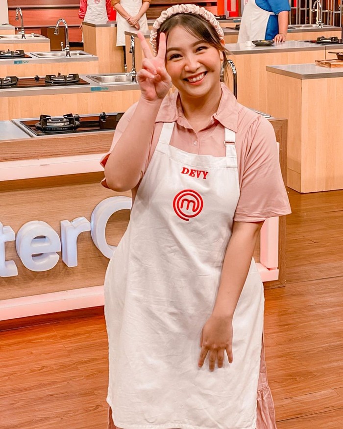 Devy Anastasia Devy Anastasia
