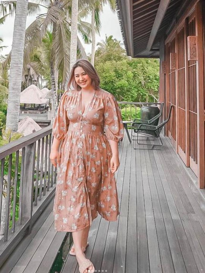 Devy Anastasia Devy Anastasia yang saat ini sedang jadi sorotan.