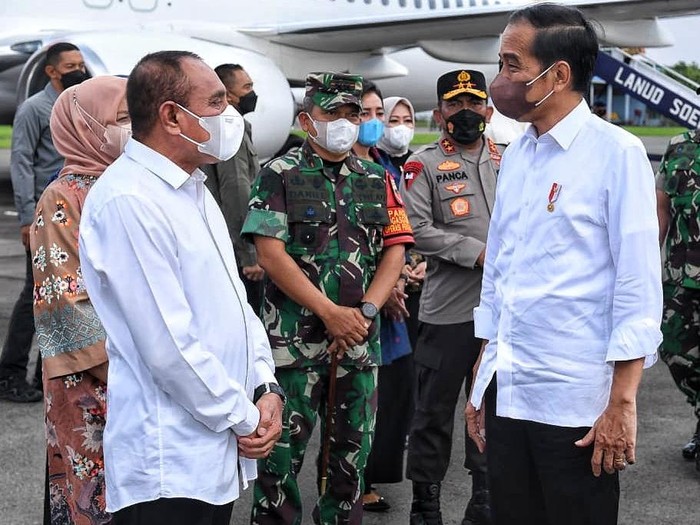 Jokowi Rencananya akan melakukan kunjungan ke Pulau Nias. Kemudian Jokowi akan mengunjungi pasar di Medan, menghadiri acara Harganas, dan melakukan peletakan batu pertama revitalisasi Lapangan Merdeka Medan.