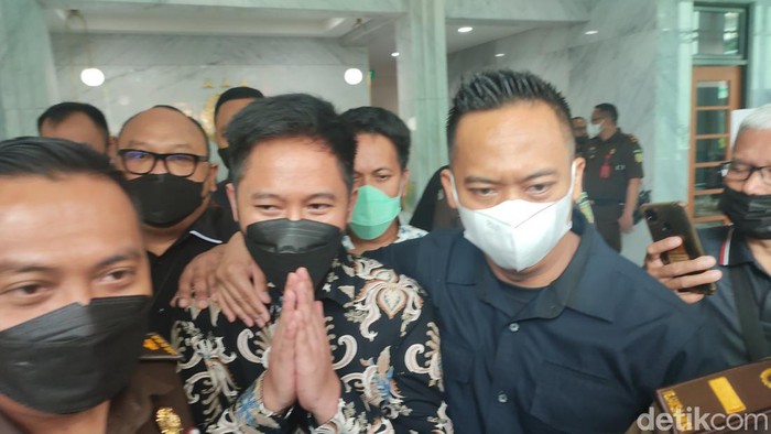 Doni Salmanan saat tiba di gedung Kejati Jabar