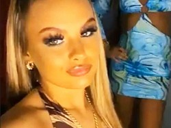 Viral Foto Perbedaan Wanita Saat Kerja Jadi Tukang Bangunan Vs Akhir Pekan