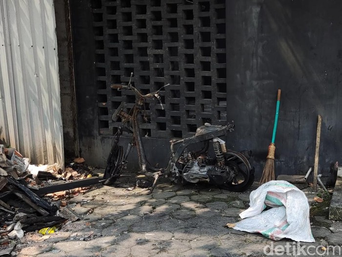 Kondisi terkini kawasan Babarsari, Depok, Sleman, DIY, pascakerusuhan, Selasa (5/7/2022).