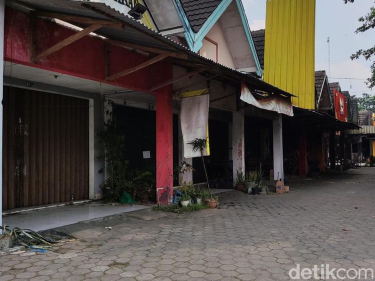 Potret Terkini Kawasan Babarsari Pascakerusuhan