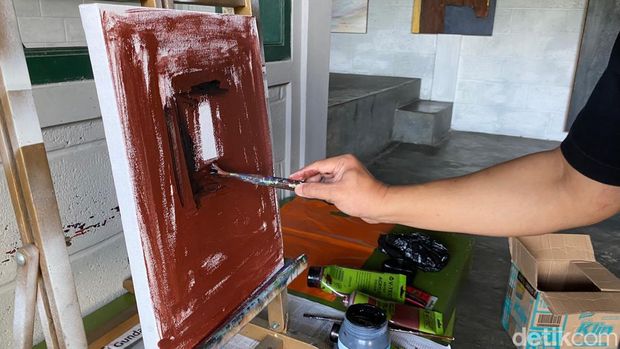 Maestro lukis Andi Sopandi