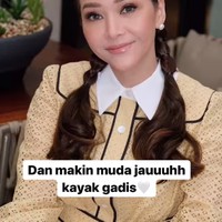 Dijelaskan di Instagram klinik kecantikan tersebut, Maia Estianty melakukan perawatan Ultherapy, laser dan botox. Tampak wajahnya jadi tampak jauh lebih muda bak remaja. Foto: dok. Instagram/@emkbeautylounge.id