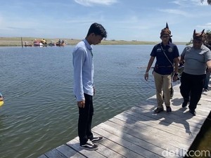 Kunjungi Green Talao Park Pariaman, Sandiaga Digelari Bagindo Lembak Tuah