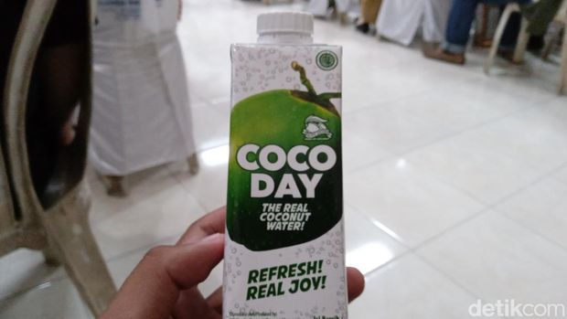 Minuman olahan kelapa Pangandaran Coco Day