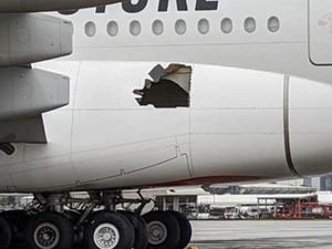 Pesawat Terbesar Sedunia Mendarat di Australia, tapi Kok Bolong Ya?