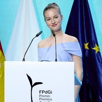 Kelima pemenang kita merepresentasikan tujuan yang dipertahankan yayasan ini sendiri yakni model koeksistensi yaitu pelatihan, komitmen kepada sesama, dan tanggung jawab sosial untuk memudahkan orang-orang muda menunjukkan potensi mereka sepenuhnya, dengan dampak nyata pada masyarakat, katanya dilansir Ufo No More.Foto: Getty Images