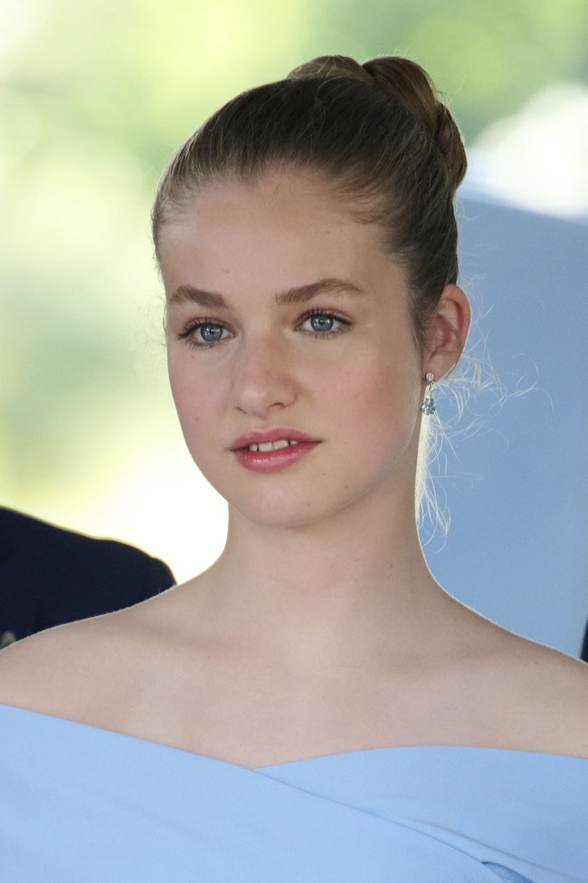 Princess Leonor dari Spanyol adalah salah satu putri kerajaan yang sering jadi perhatian. Ia merupakan anak pertama dari Raja Felipe VI dan Ratu Letizia.Foto: Getty Images